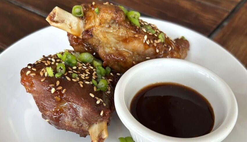 Pig wings